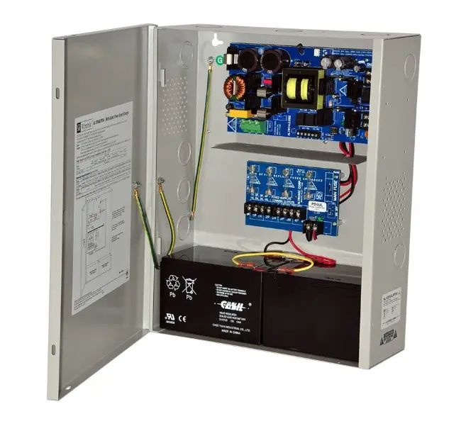 Fuente de poder 12/VDC, 10A, 4 salidas PTC, interfaz para alarma de incendio. Altronix