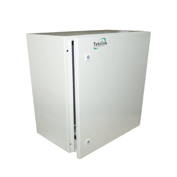CAJA METALICA TEKLINK IP65 MONTAJE DE PARED  40X40X20 AE2040-WMB
